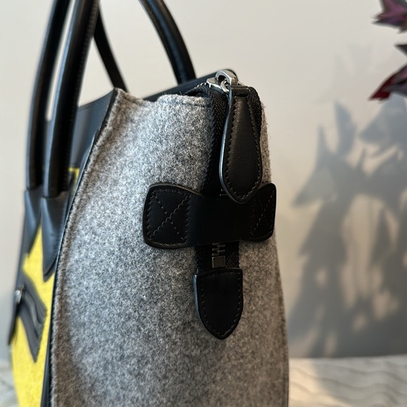 Céline Yellow, Grey, Black Leather & Wool Felt Micro Shopper Tote Fall 16’ - Picture 12 of 17